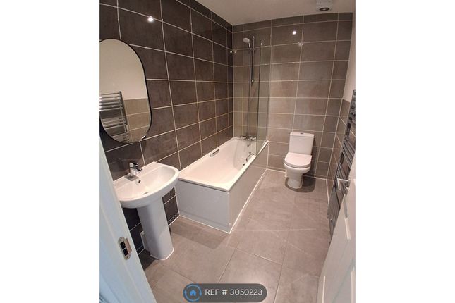 Apartment, St Cyprian Place, Liverpool photo 4