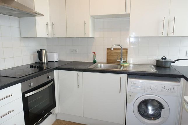126 Queens Road, Hastings photo 4