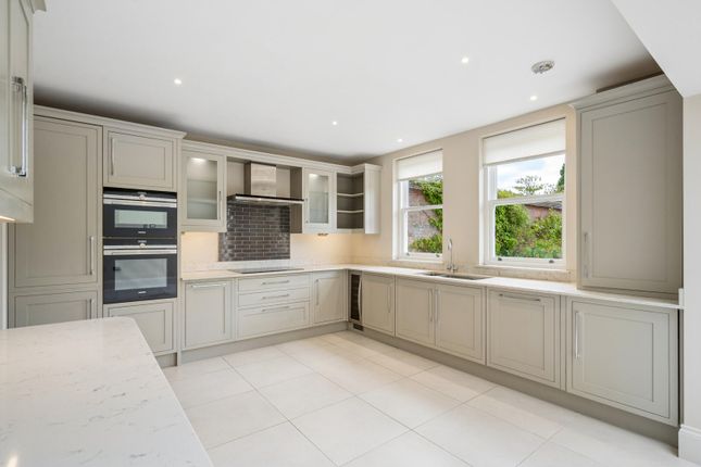 5 The Stables, Mawson Avenue, Maidenhead photo 2