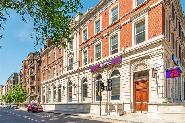 2-bed flat on Dorset Street, London, £4,250/mo