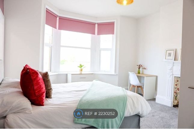 Thumbnail Room to rent in Longford Road, Bognor Regis