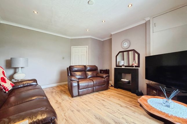 8, Brock Place, Glasgow photo 4