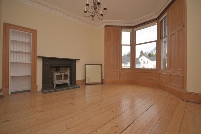 Flat to rent in Prince Albert Terrace, Helensburgh, Argyll And Bute
