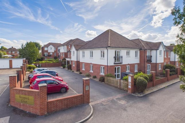 20, Sheppard Court, Chieveley Close, Tilehurst Reading photo 2