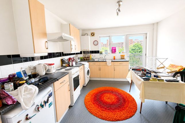 Flat 8 Bellflower Court,, Odell Walk, London photo 2