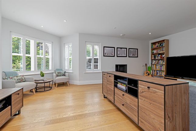 26, Watling Street, St. Albans photo 3