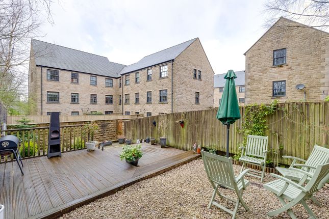 Town house for sale in Goudhurst Court, Horwich, Bolton