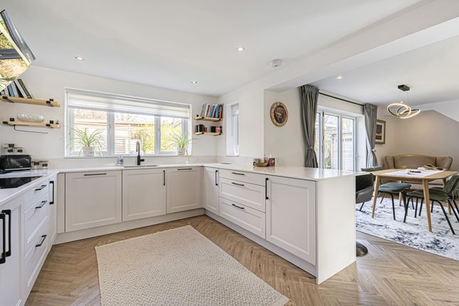 1, Highfield Close, (off Bearley Road), Snitterfield photo 2