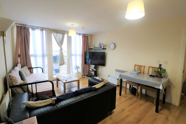 Flat 35 Memorial Heights,, Monarch Way, Ilford photo 5