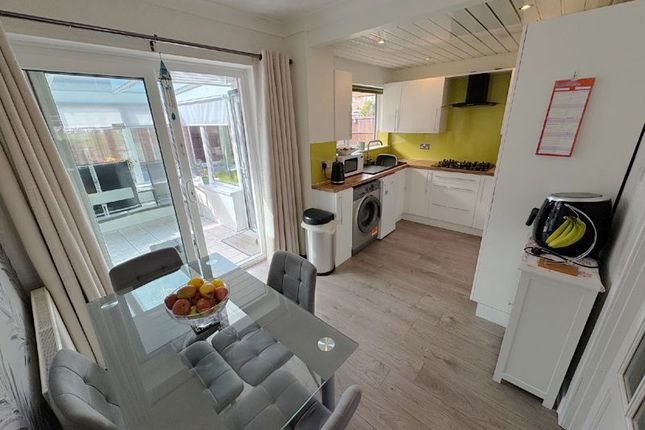 76, Marine Parade, Fleetwood photo 3