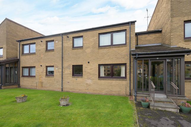2-bed flat on Clark Place, Edinburgh, £230,000