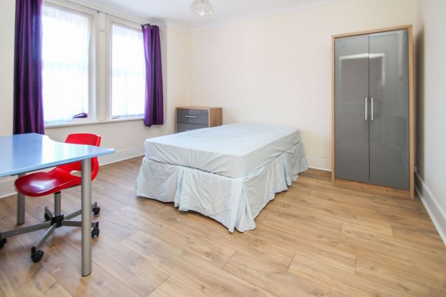 30 Ensbury Park Road, Bournemouth photo 5