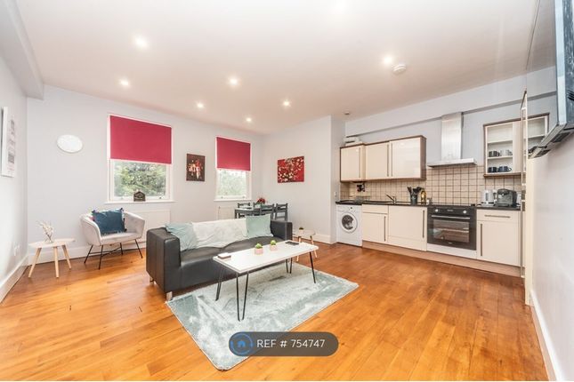 Thumbnail Flat to rent in St Johns Hill, London