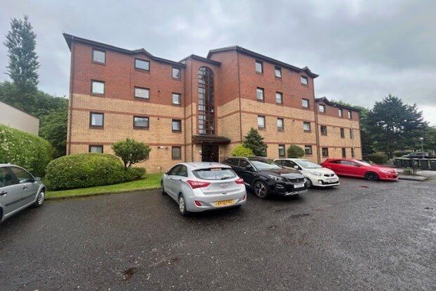 Thumbnail Flat to rent in Lochfield Road, Paisley