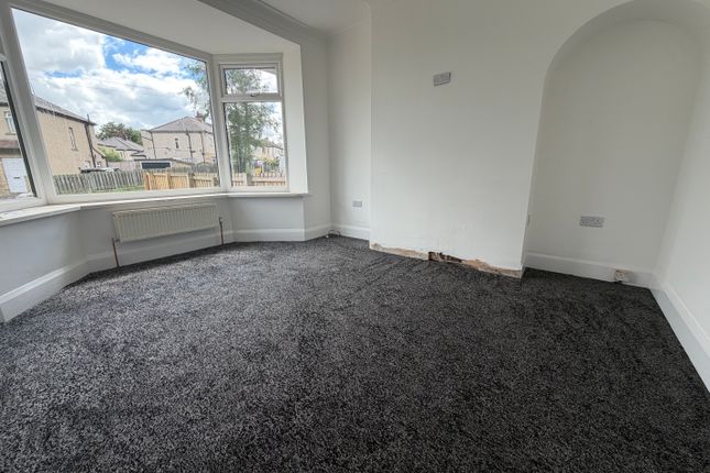 41, Denbrook Crescent, BRADFORD photo 2