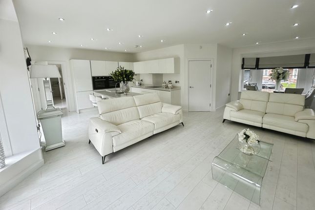 5, Bishops Meadows, Mansfield photo 5
