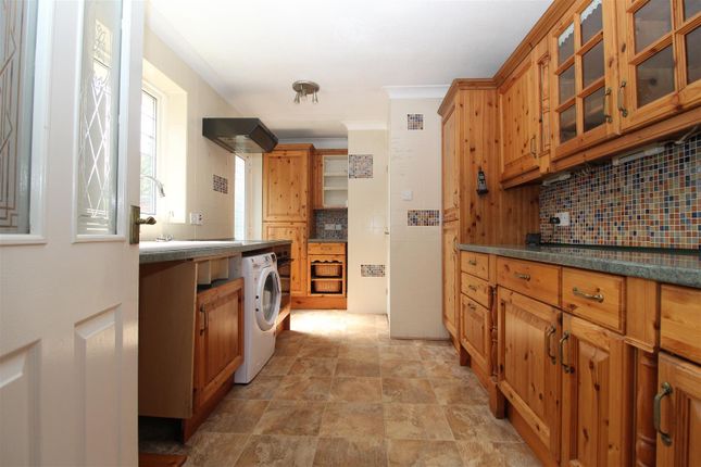 8, Caroline Crescent, Broadstairs photo 4