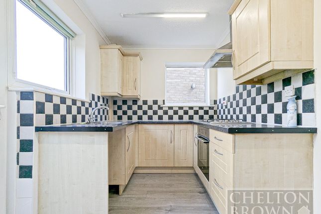 11, Chatsworth Avenue, Northamptonshire photo 2