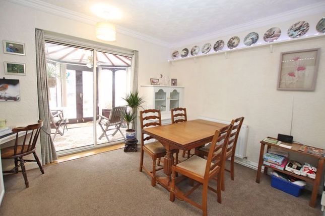 8, Cumberland Road, Cleethorpes photo 3