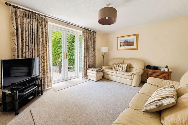 Wentworth Close, Ash Vale photo 3