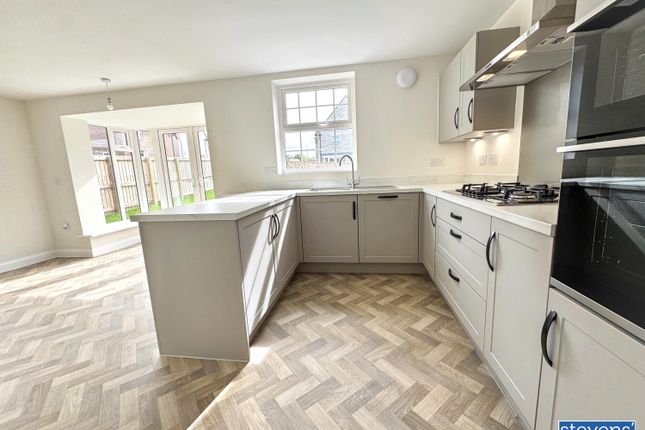 1, Ash Park, Okehampton photo 4