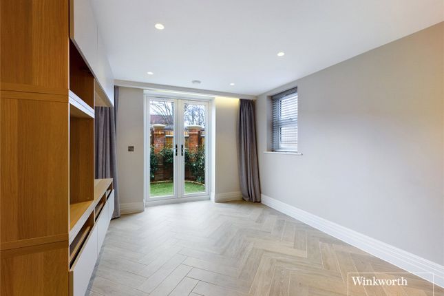 2B, Grayson Court, Reading photo 3