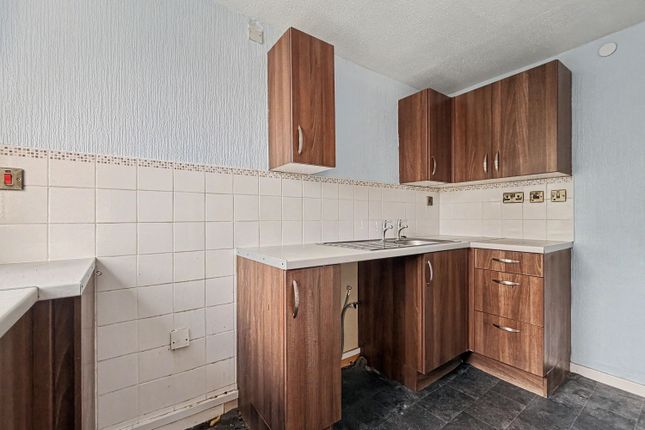 Flat 72, Newcastle Upon Tyne photo 5