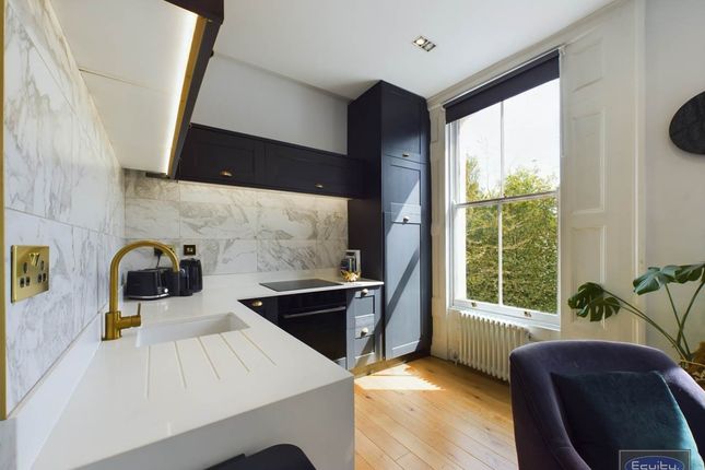 Flat for sale in St Paul Road, Islington, London