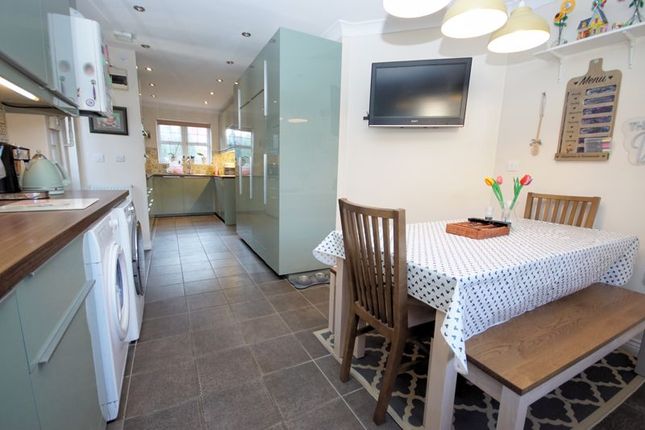 37, Magister Drive, Lee-On-The-Solent photo 5