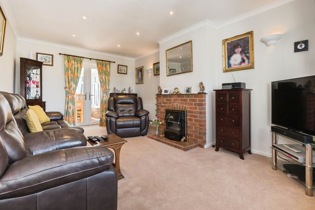 81, Springford Road, Southampton photo 2