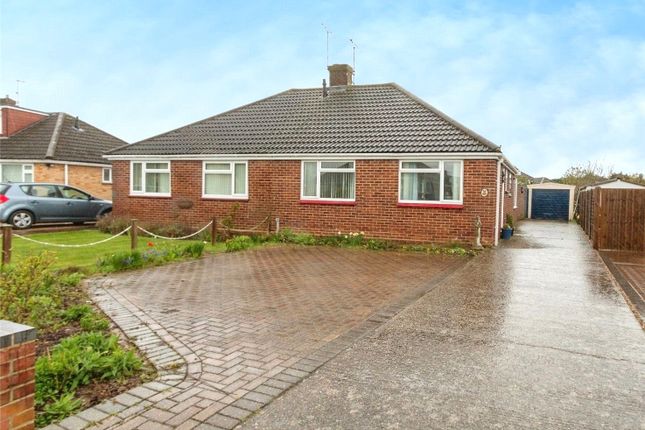 Thumbnail Bungalow for sale in Brackley Way, Basingstoke, Hampshire