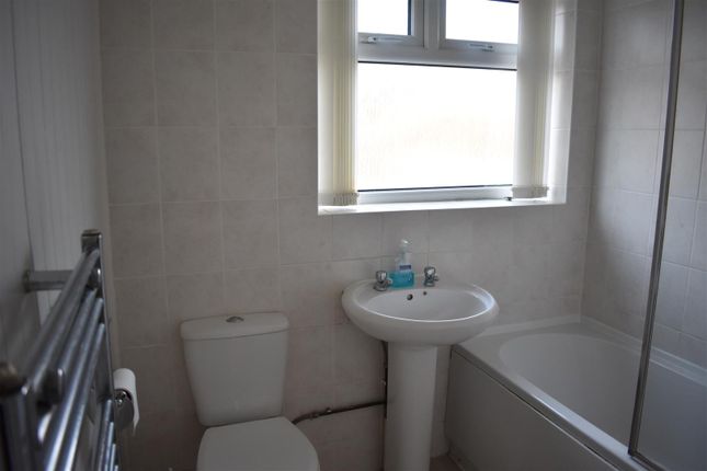 Detached house to rent in Falcon Drive, Coppenhall, Crewe