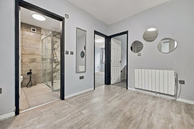 Flat 4 Brackley Court, 40, Longley Lane, Manchester photo 3