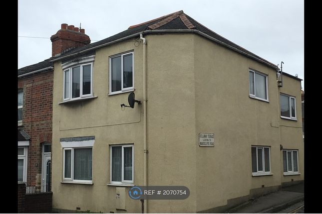 Thumbnail Flat to rent in Newstead Road, Weymouth