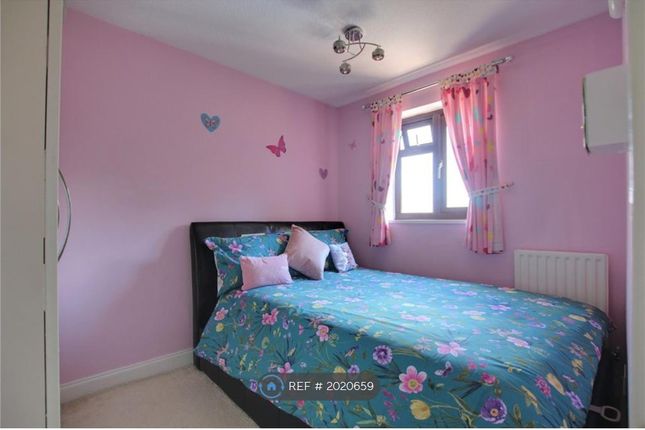 Semi-detached house to rent in Carland Close, Reading
