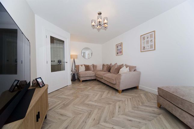 59, Springbank, Peterlee photo 4