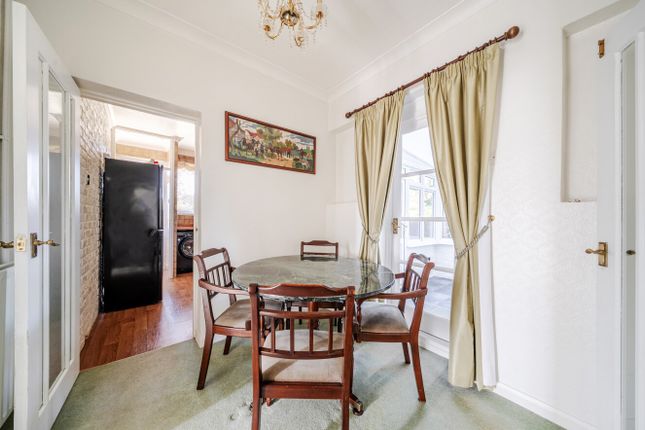 11, Fieldway, Orpington photo 3