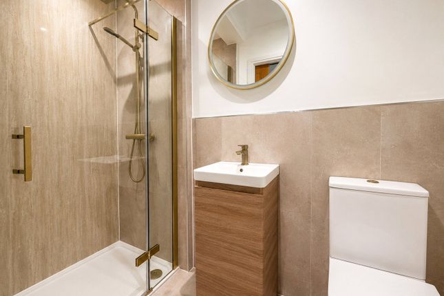 Room 3, 41, Royal Oak Road, Woking photo 3