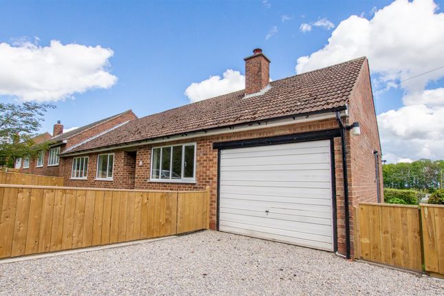 Bungalow to rent in North Dalton, Driffield