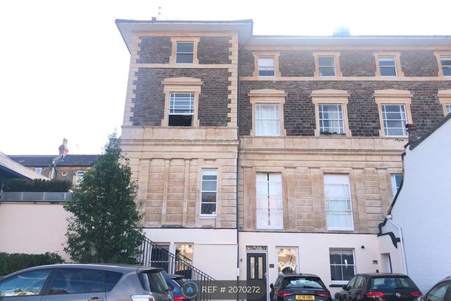 Flat to rent in Alma Vale Road, Bristol