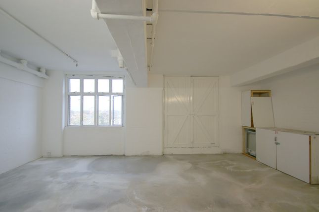 Thumbnail Commercial property to let in Unit 9E (9) Queens Yard, White Post Lane, Hackney, London