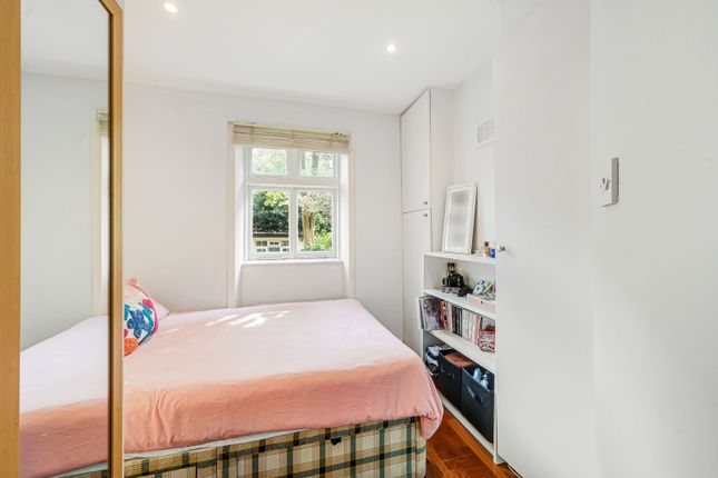Flat 4, 198, Ladbroke Grove, London photo 4