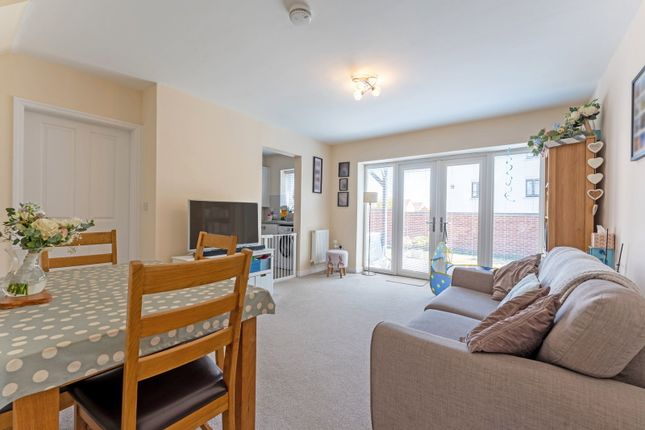 3, Furlong Close, Corby photo 4