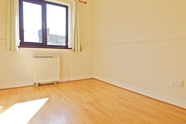 54, Greenslade Grove, Cannock photo 5