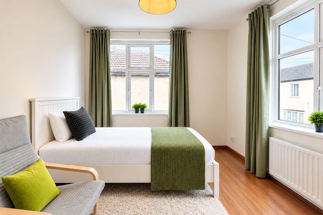Room 7, 29, Freemantle Road, Gosport photo 4