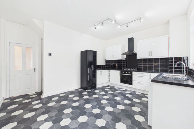 35 Alma Street, Manchester photo 3