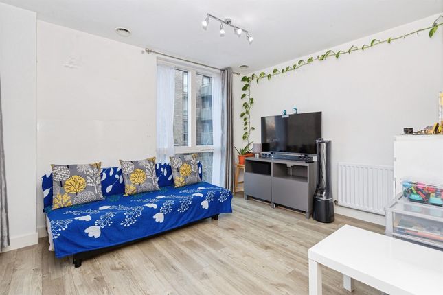 Flat 8, Chesterton House, Gayton Road, HARROW photo 2
