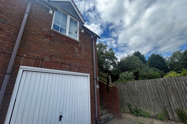 Thumbnail Maisonette to rent in Farmstead Close, Sutton Coldfield