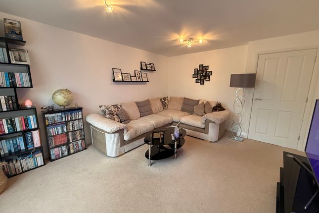 Thorneycroft Way, Crewe photo 2