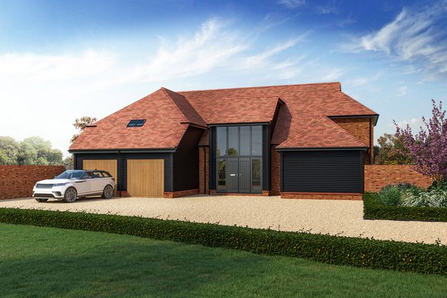 Thumbnail Detached house for sale in Babylon Lane, Tadworth